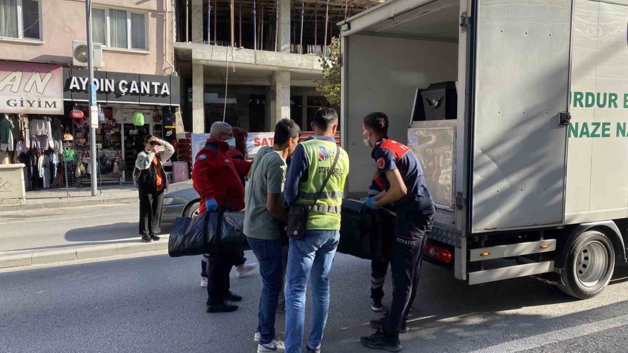 Burdur’da bir şahıs otel odasında ölü bulundu