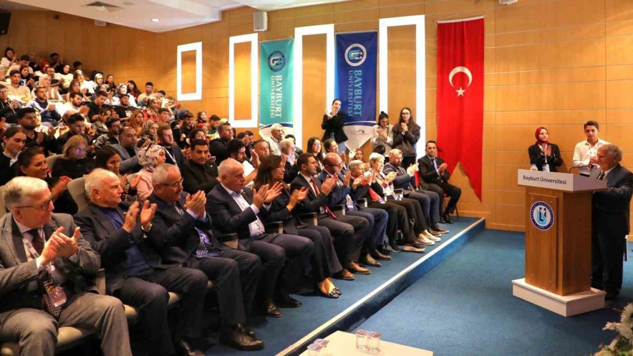 Bayburt’ta 2. Sağlık Sempozyumu başladı