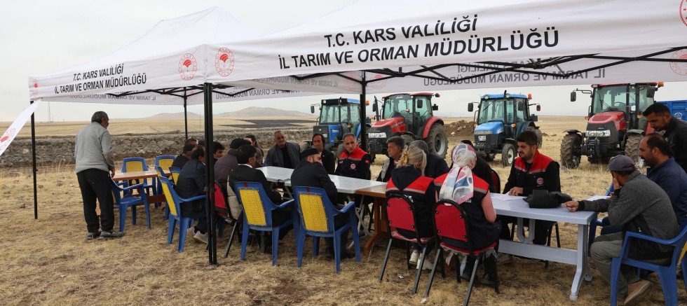 Kars Tarım İl Müdürü Enver Aydın, Yetiştiricilerle Buluştu
