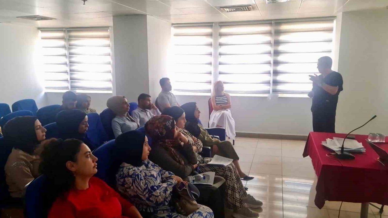 Diyarbakır’da Gebe Okulu’nda ağız ve diş sağlığı eğitimleri başladı