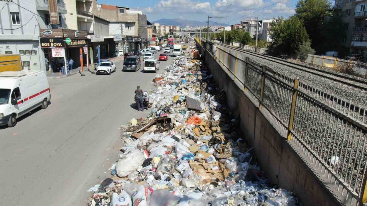 Grev bitti, Buca’nın çöp çilesi bitmedi