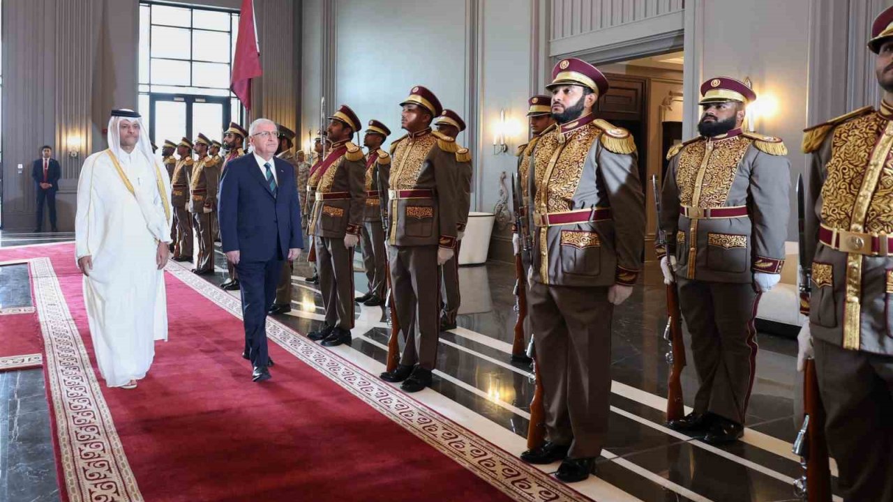 Milli Savunma Bakanı Güler, Katarlı mevkidaşı Hassan bin Ali Al Thani ile görüştü