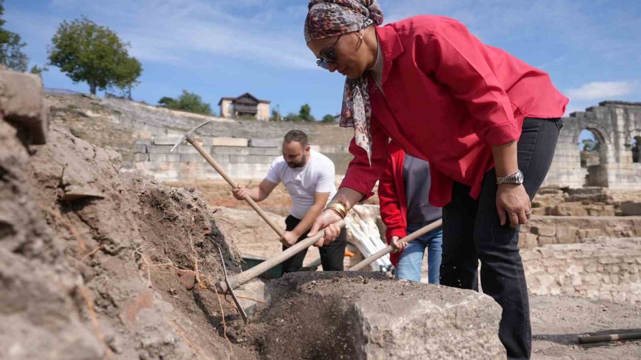 Sosyal Yardım İşleri çalışanları bu sefer tarihe dokundu