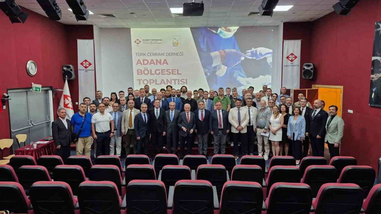 Tiroid cerrahisi Adana’da masaya yatırıldı