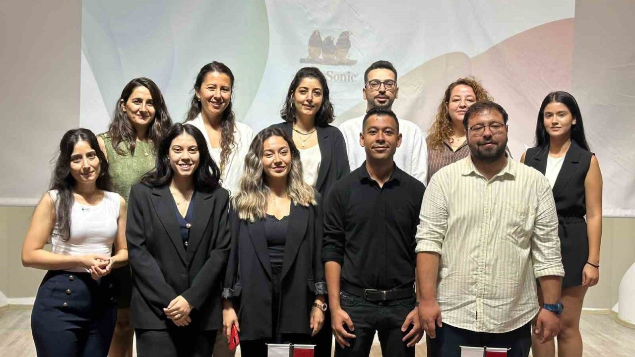 Mezun şefler, sektör tecrübelerini öğrencilerle paylaştı