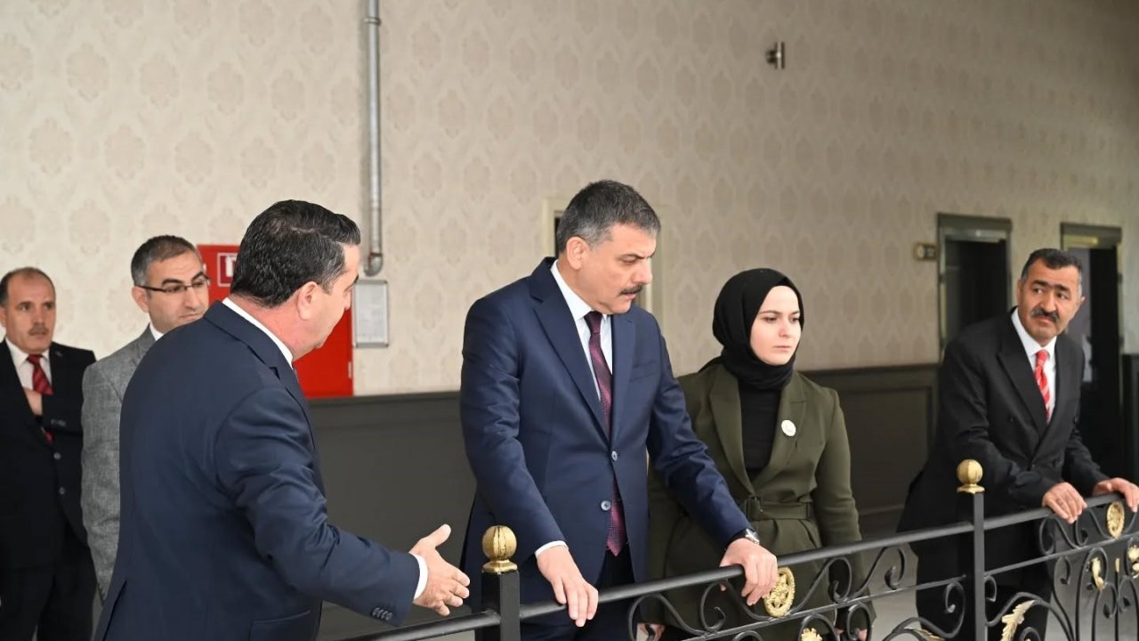 Vali Çiftçi brifing aldı