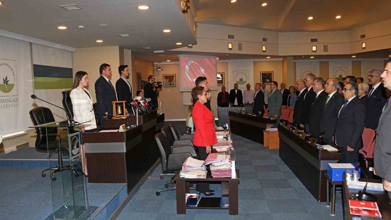 Osmangazi Belediye Başkanı Aydın: "3 milletvekilimizin İsrail tarafından göz altına alınmasını nefret ve şiddetli kınıyoruz"