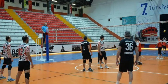 Kars'ta Voleybol Turnuvası