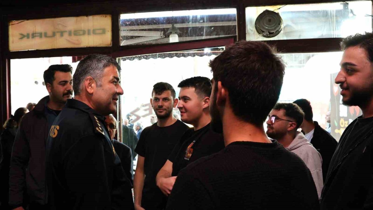 Karaburun vatandaşla buluştu