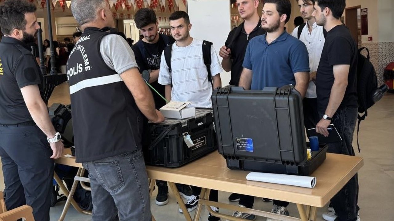 Üniversite öğrencilerine polisten bilgilendirme