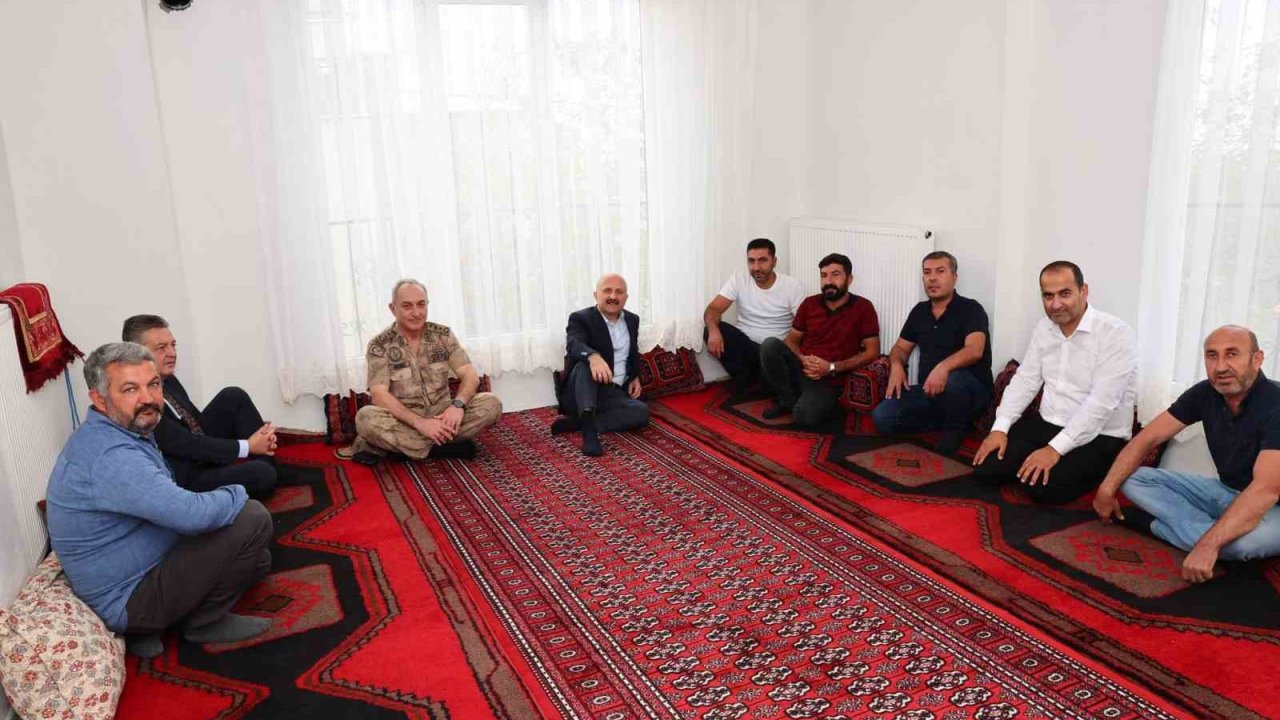 Vali Osman Varol, köy evlerini ziyaret etti