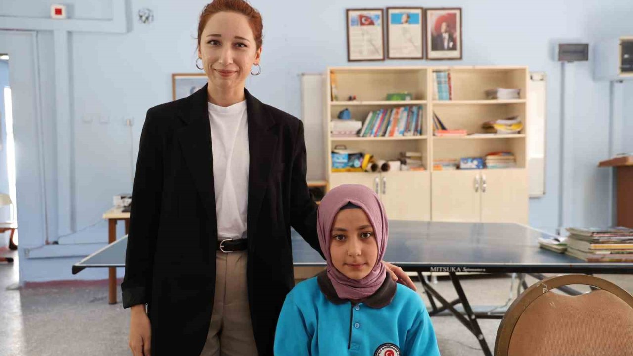 Köy okulu özel okul gibi: 2 ve 8 kişilik sınıflar var