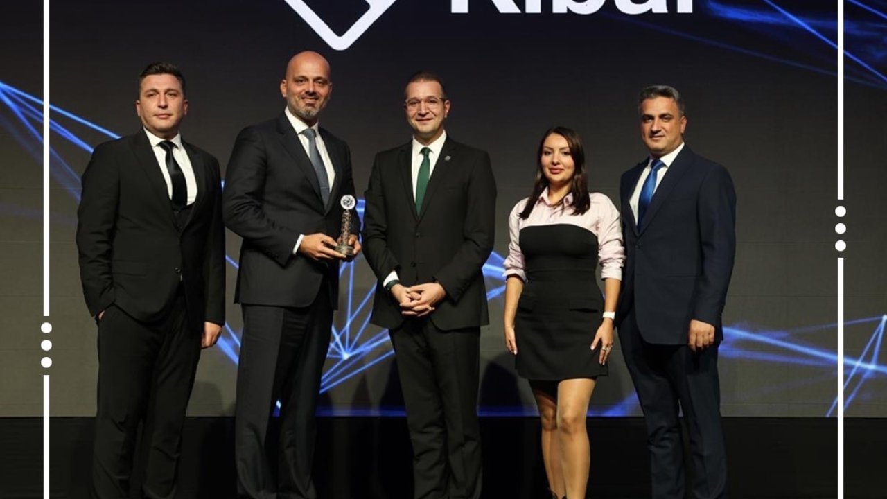 Kibar Holding’e TİDE’den ’Kurumsal Farkındalık’ ödülü