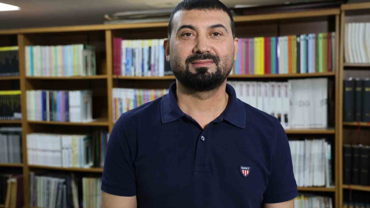 Doç. Dr. Berat Akıncı: "İsrail’in uluslararası arenada yalnız kalması bu anlaşmayı imzalattı"