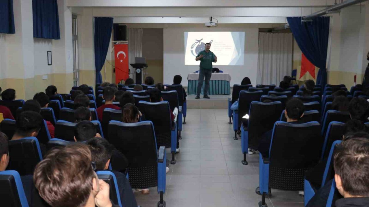 Havacılığın kanatlarından uzayın sonsuzluğuna