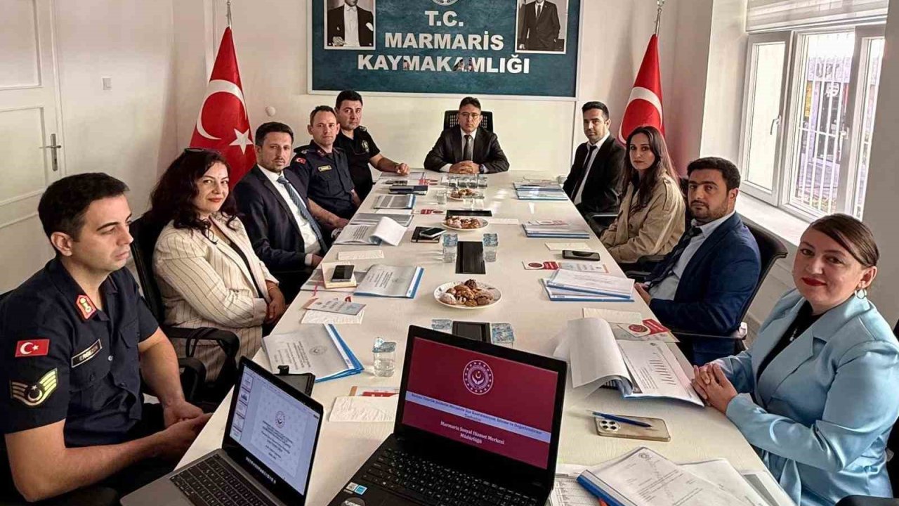 Marmaris’te kadına yönelik şiddetle mücadele ve çocuk koruma toplantısı yapıldı