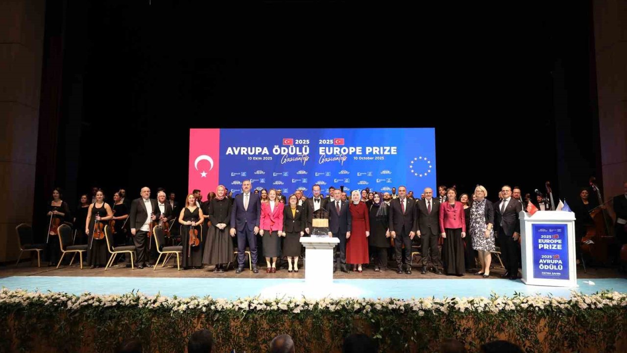 Avrupa Ödülü sanatla kutlandı