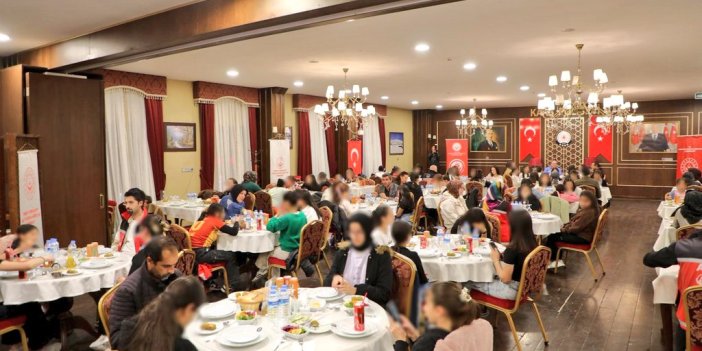 Kars Valisi Polat, Kız Çocuklarıyla Bir Araya Geldi