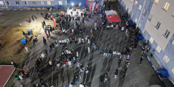 Kars Serhat Yurdu’nda Gençlere Moral gösterisi