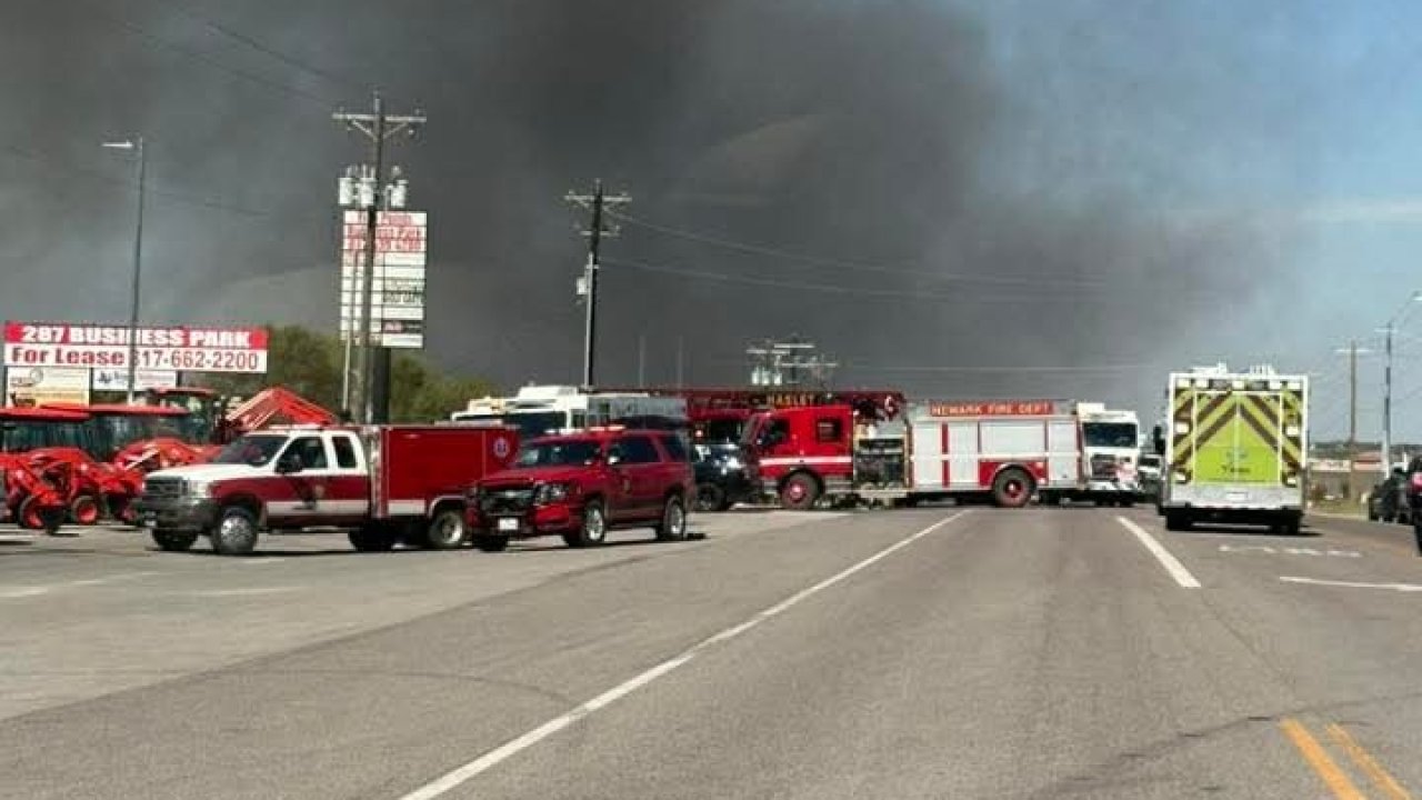 ABD’de küçük bir uçak park alanına düştü: En az 2 kişi hayatını kaybetti