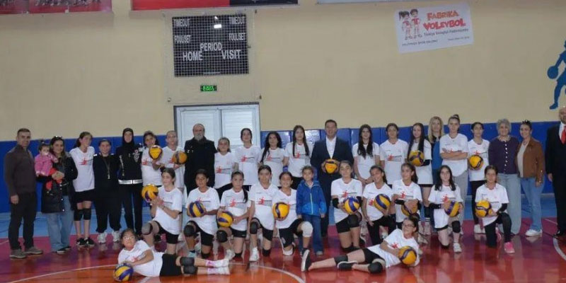 Kars'ta Kız Çocukları Günü'nde anlamlı buluşma