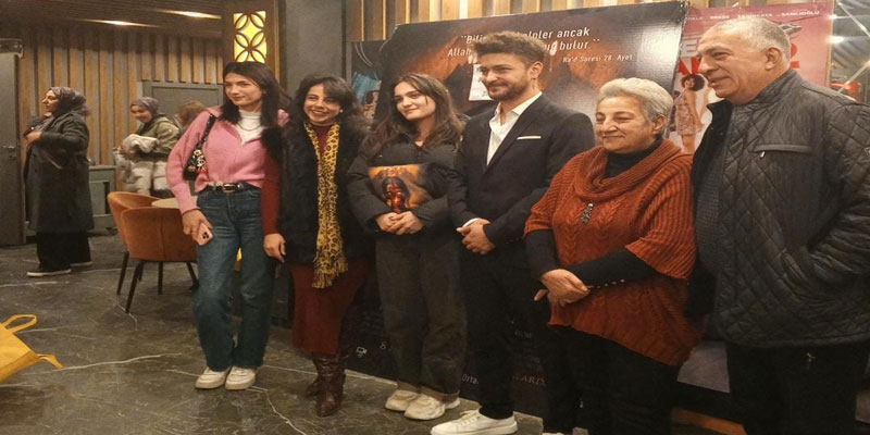 Kars’ta “Kulyas 2” Filmi Oyunculu Gösterimle Veda Etti