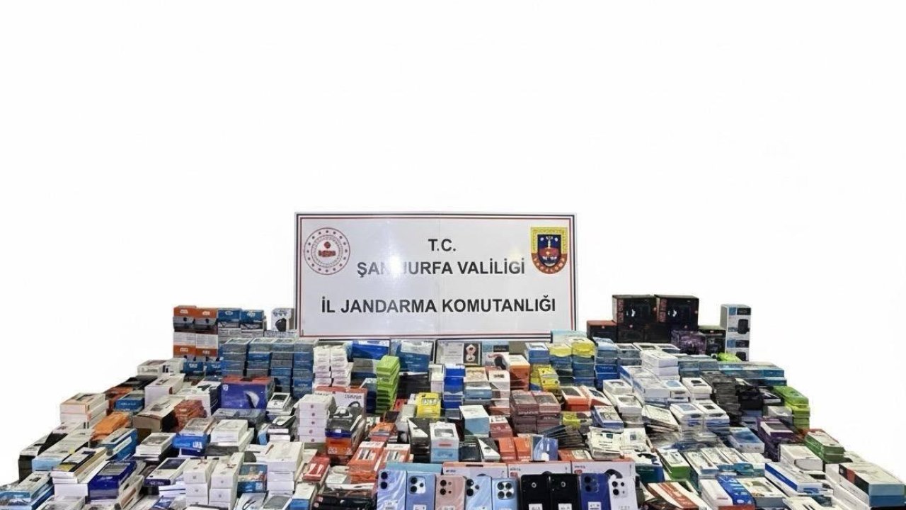 Şanlıurfa’da 9 adet gümrük kaçağı cep telefonu ele geçirildi