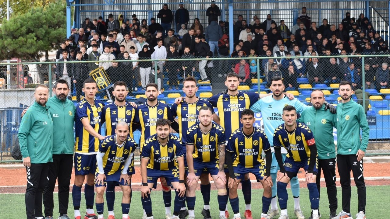 Söğütspor lige 3 puanla başladı