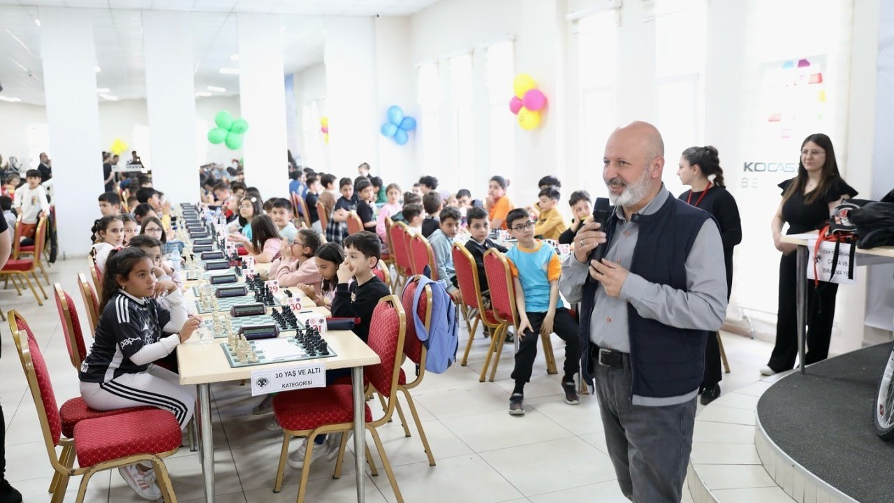 Başkan Çolakbayrakdar: "Geleceğin liderleri yetişiyor"