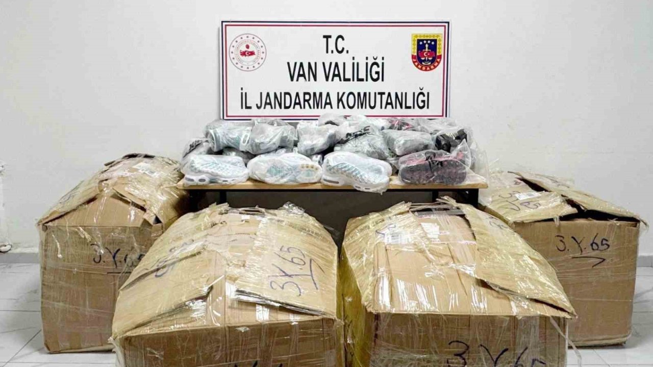 Van’da gümrük kaçağı malzeme ele geçirildi