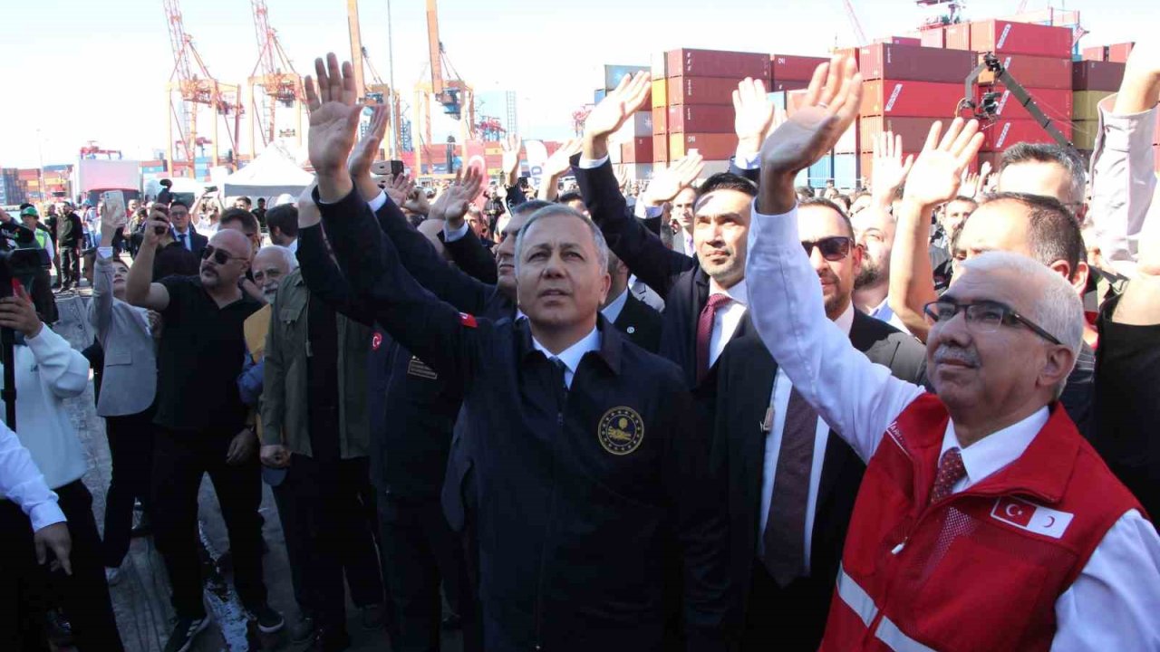 17. İyilik Gemisi, Bakan Yerlikaya’nın katıldığı törenle Gazze’ye uğurlandı