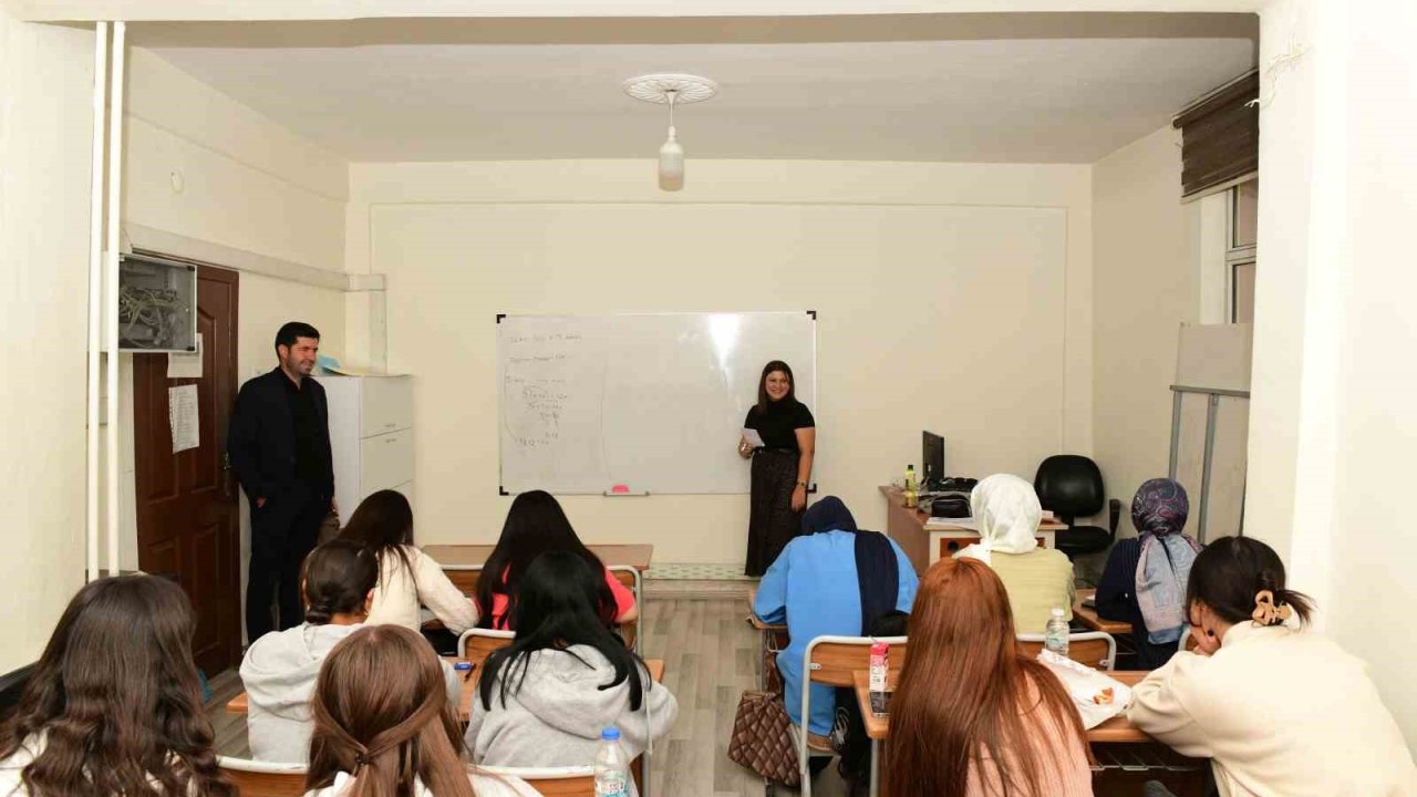 Çatak’ta ‘Destekleme ve Yetiştirme Kursları’na yoğun ilgi