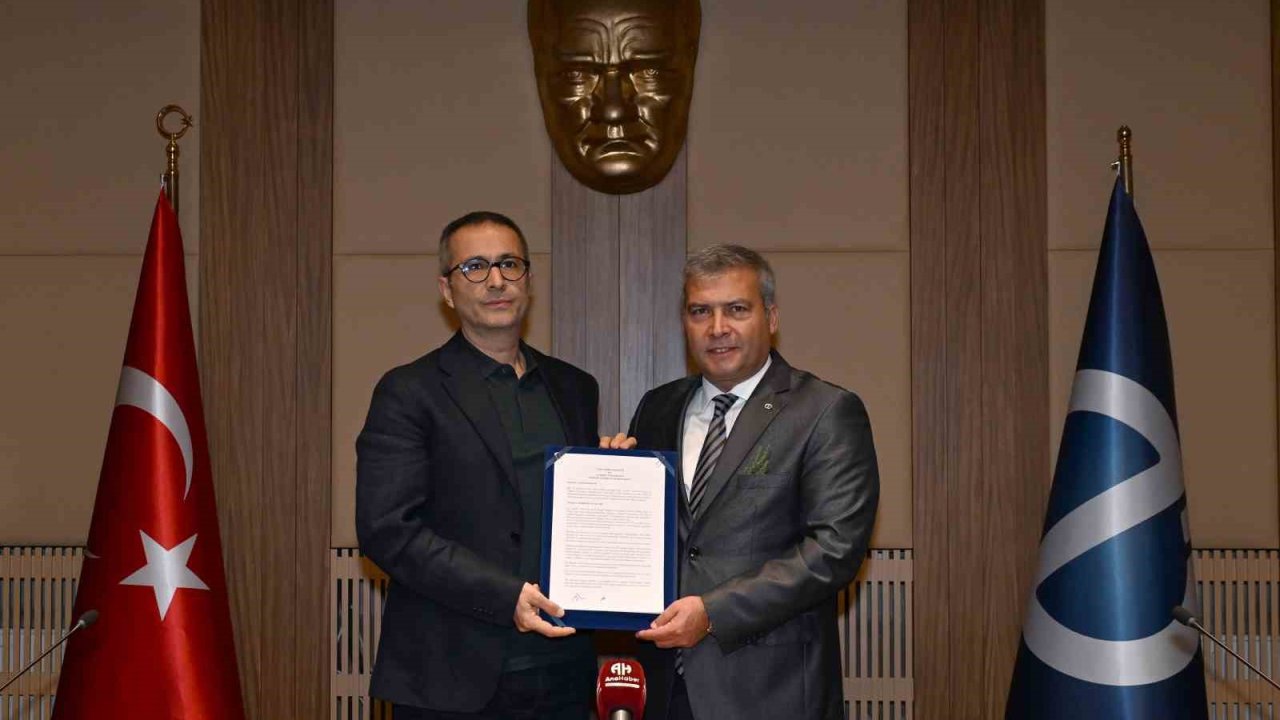 Anadolu Üniversitesi ve Yunus Emre Enstitüsü arasında iş birliği protokolü imzalandı