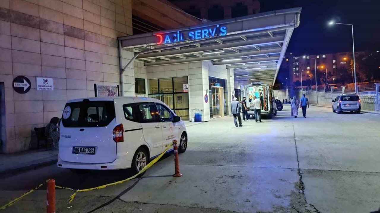 Siirt’te freni boşalan kamyon kaza yaptı: 5 yaralı