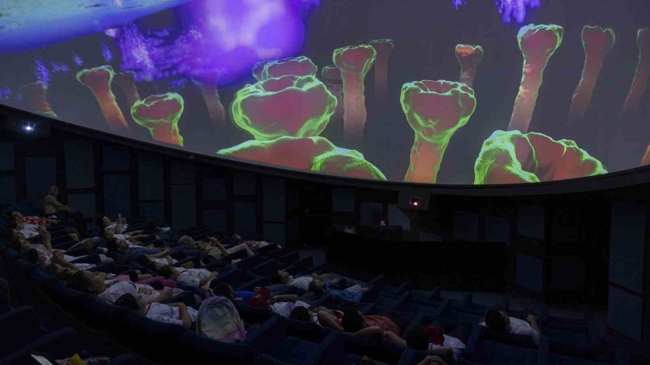 Planetaryumların 100. yılı Mercan’da kutlandı