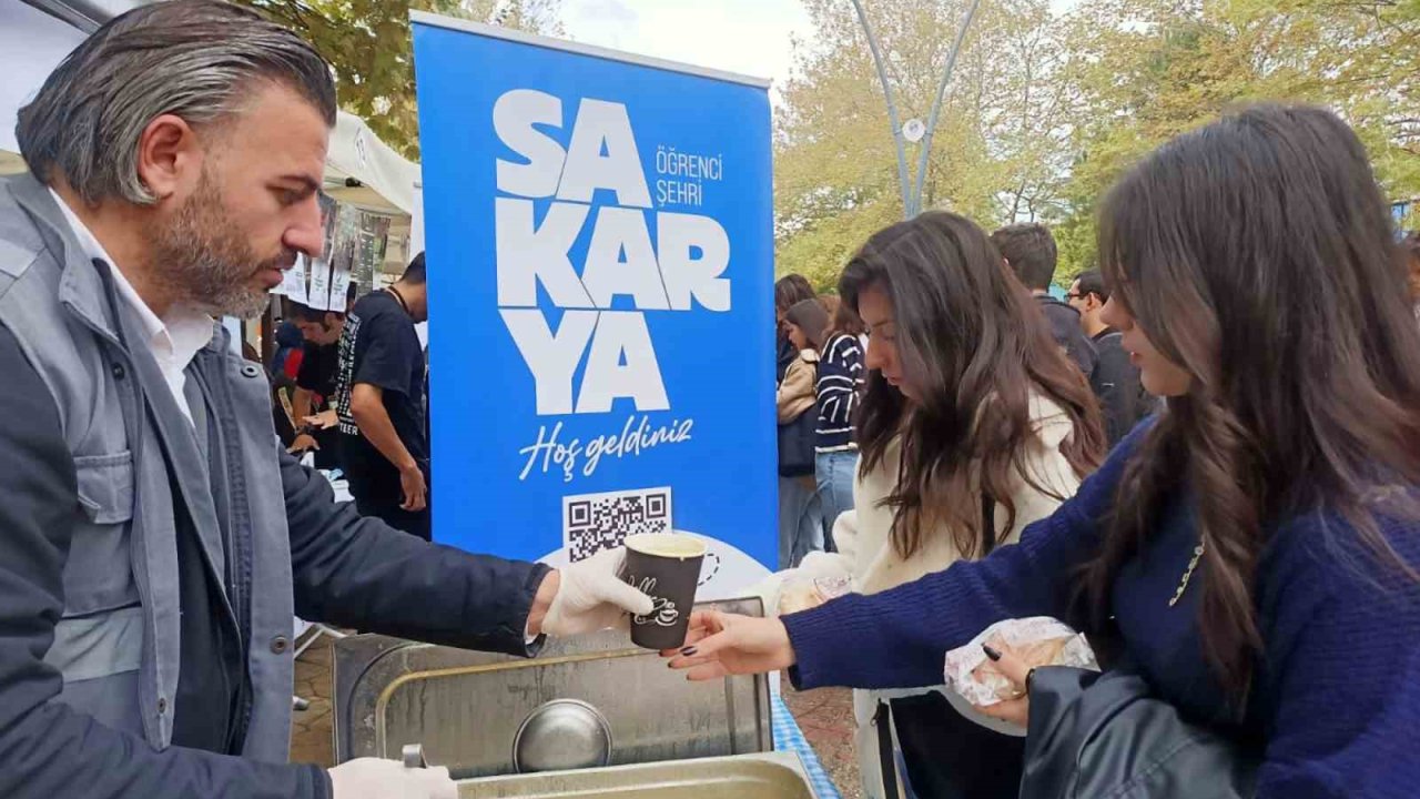 Sakarya Büyükşehir’den üniversiteli gençlerin içini ısıtan hareket