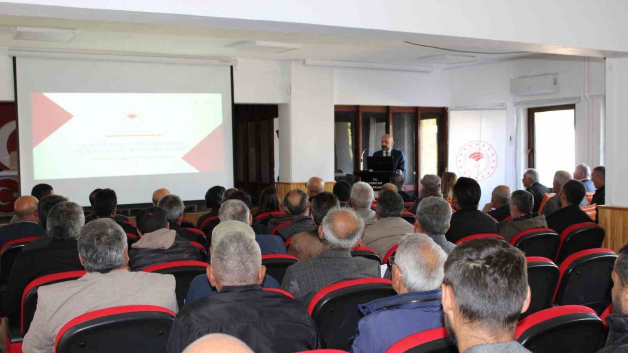 Tercan’da muhtarlara yönelik toplantı düzenlendi