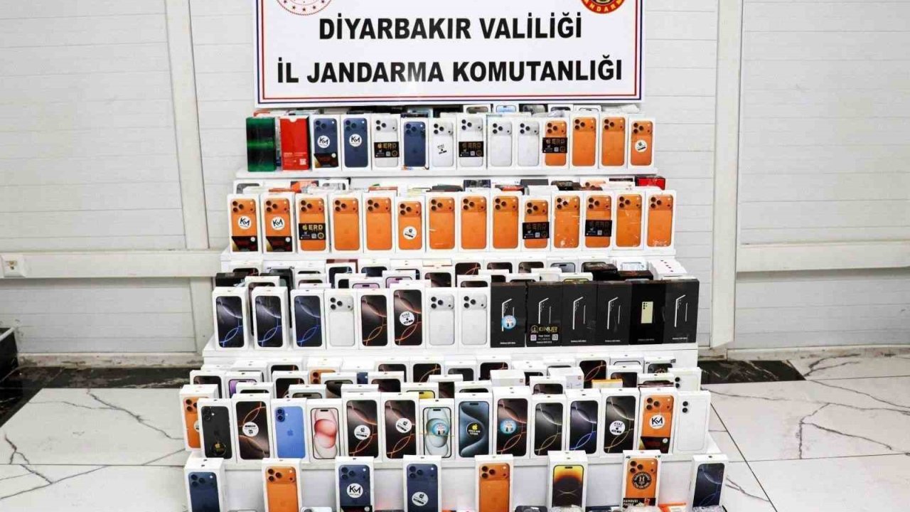 Diyarbakır’da kaçakçılık operasyonları: 29 şüpheli hakkında işlem yapıldı