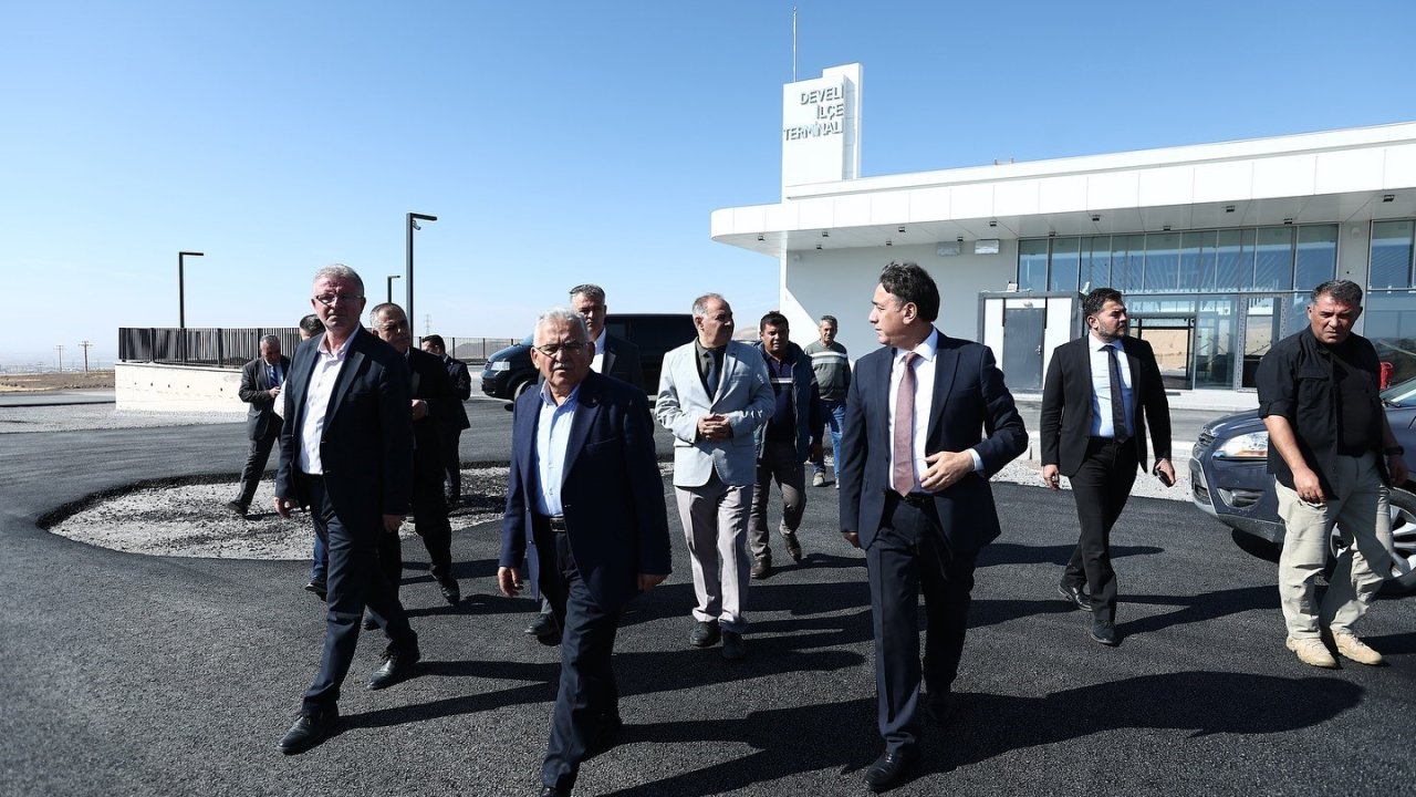 Başkan Büyükkılıç, 100 milyon TL’lik yatırımla Develi’ye kazandırılan Yeni Terminal Binasını inceledi