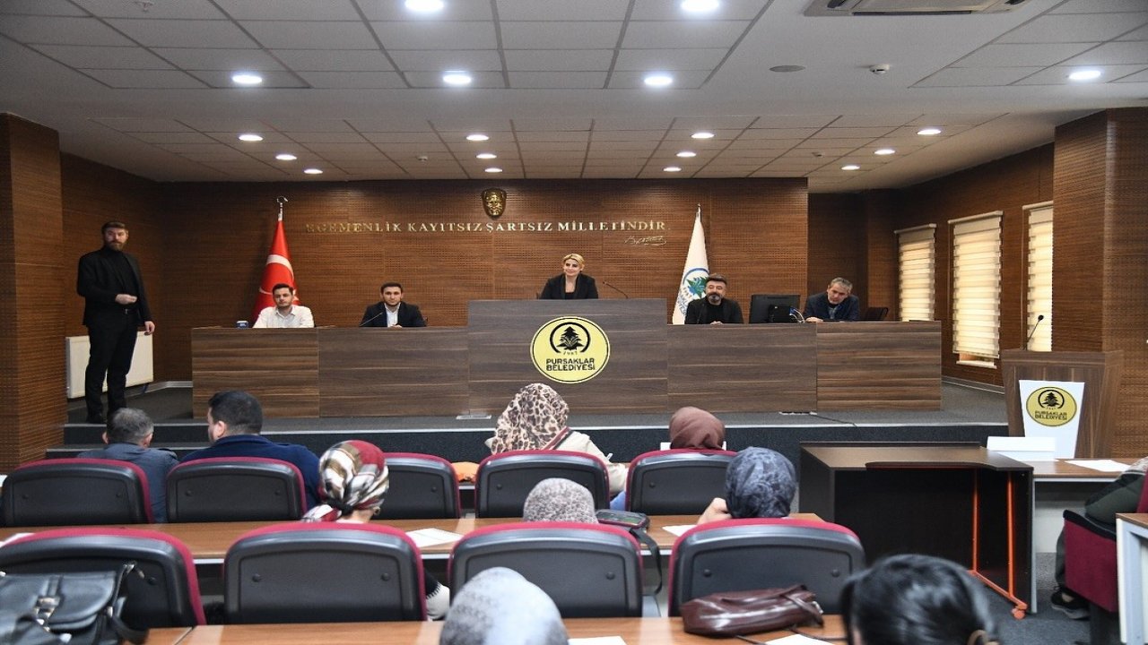 Pursaklar Belediyesi, iş arayanlara derman oluyor