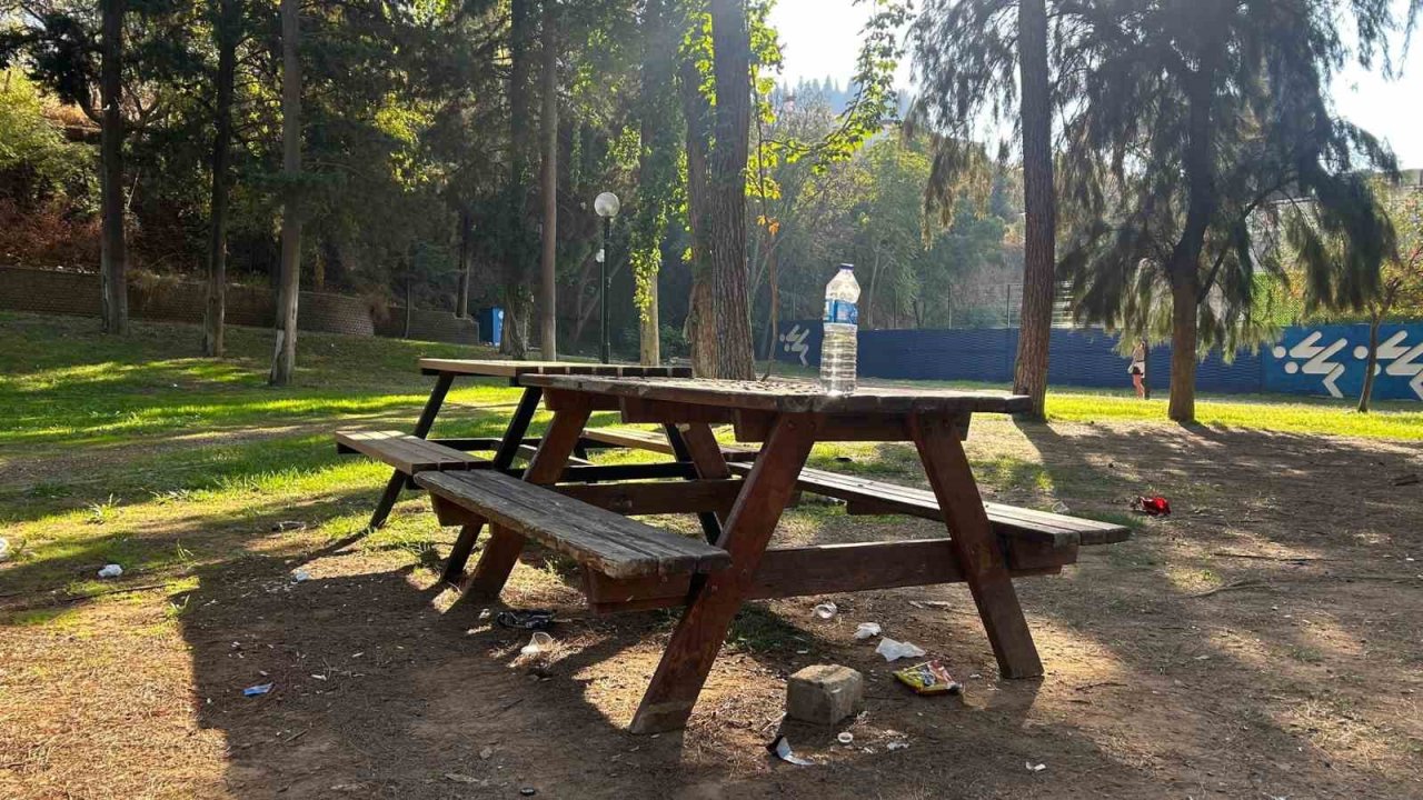 Bir zamanların en çok tercih edilen bölgesi çöplüğe döndü