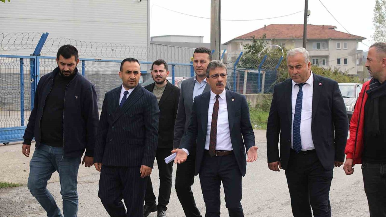 Erenler’e yıl sonuna kadar 30 bin ton asfalt atılacak