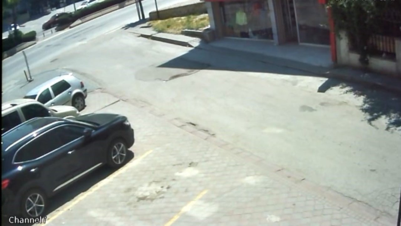 Otomobil çarpan kadının ağır yaralanmasına neden olan kazaya ait görüntüler ortaya çıktı