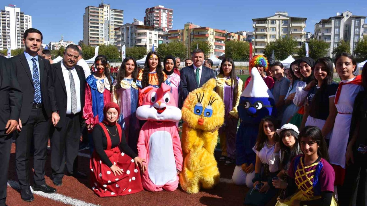 Siverek’te 4007 TÜBİTAK Bilim Şenliği başladı