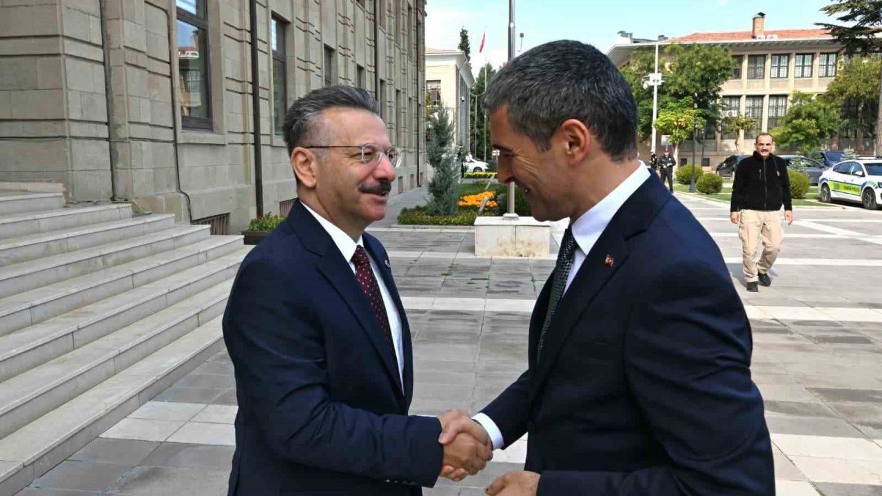 Uşak Valisi’nden Eskişehir Valiliği’ne ziyaret