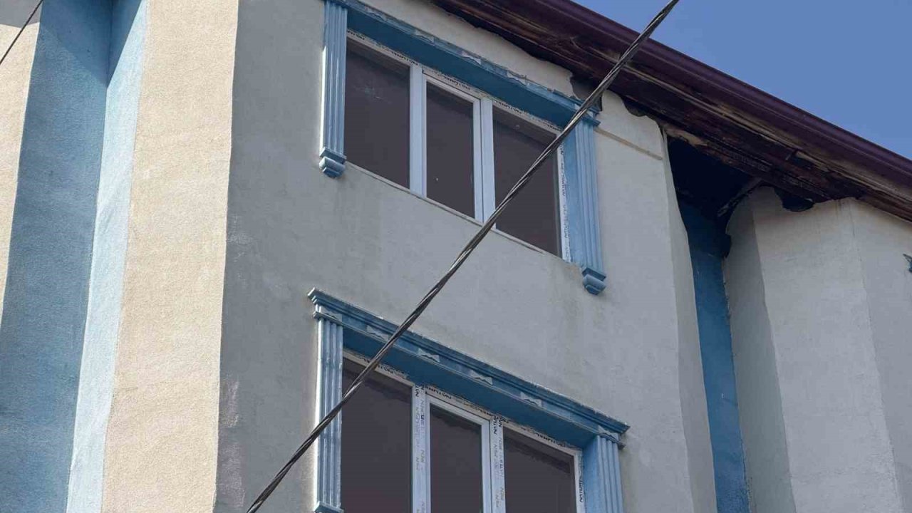 Iğdır’da 5 katlı binaya ateş açıldı, bina sakinleri panik yaşadı