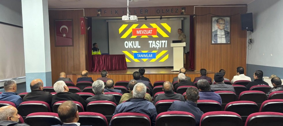 Susuz’da Okul Servis Şoförlerine Güvenli Taşıma Eğitimi Verildi