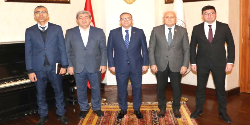 Bakü Milletvekilleri Kars'ta