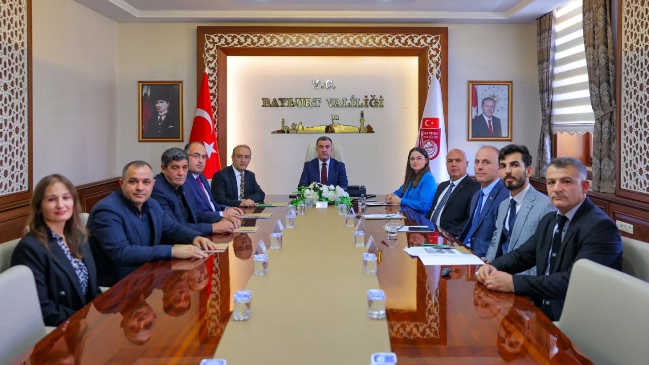 Bayburt’ta tarım arazilerinin korunması görüşüldü