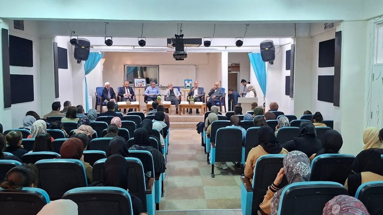 Kahta’da "İmam Hatipliler Haftası" paneli düzenlendi